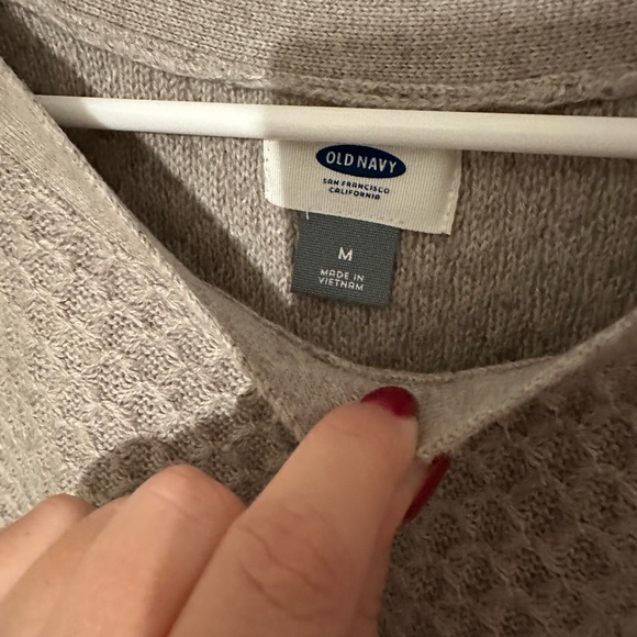 Women’s grey/tan Old Navy textured sweater - Picture 4 of 5